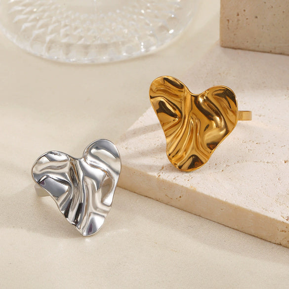 Wholesale Women's Stainless Steel Electroplated Asymmetrical Heartshaped Ring