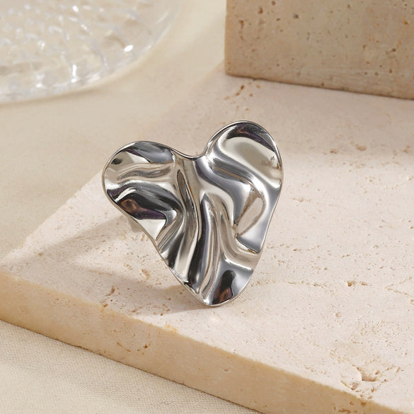 Wholesale Women's Stainless Steel Electroplated Asymmetrical Heartshaped Ring