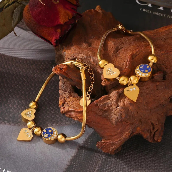 Wholesale Women's 316L Stainless Steel Electroplated Bracelet With Love Round Shape And Heart Geometric Pattern