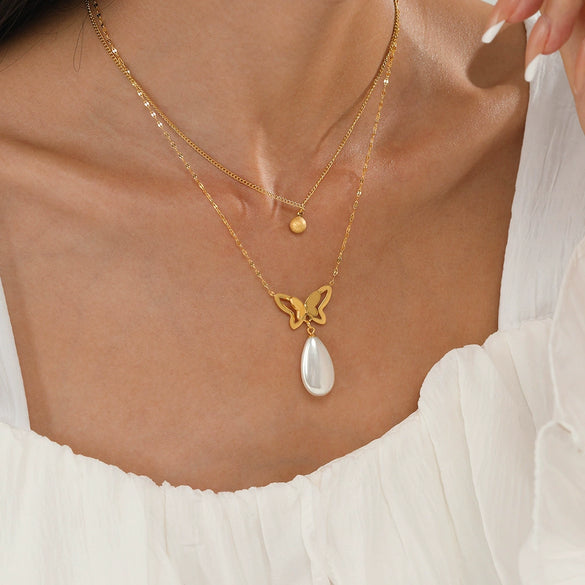 Wholesale Women's Stainless Steel Electroplated Butterfly And Zodiac Pattern Pendant Necklace