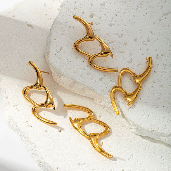 Wholesale Women's Stainless Steel Electroplated Geometric Letter Earrings Minimalist Style