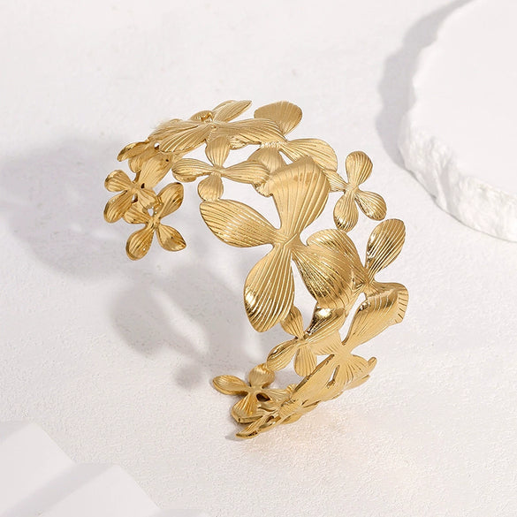 Wholesale Women's Stainless Steel Electroplated Lily Flower Open Bracelet