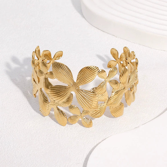 Wholesale Women's Stainless Steel Electroplated Lily Flower Open Bracelet