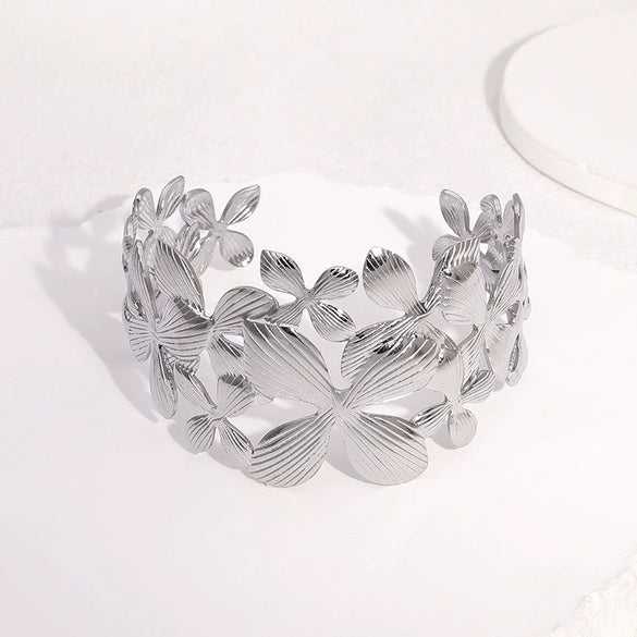 Wholesale Women's Stainless Steel Electroplated Lily Flower Open Bracelet