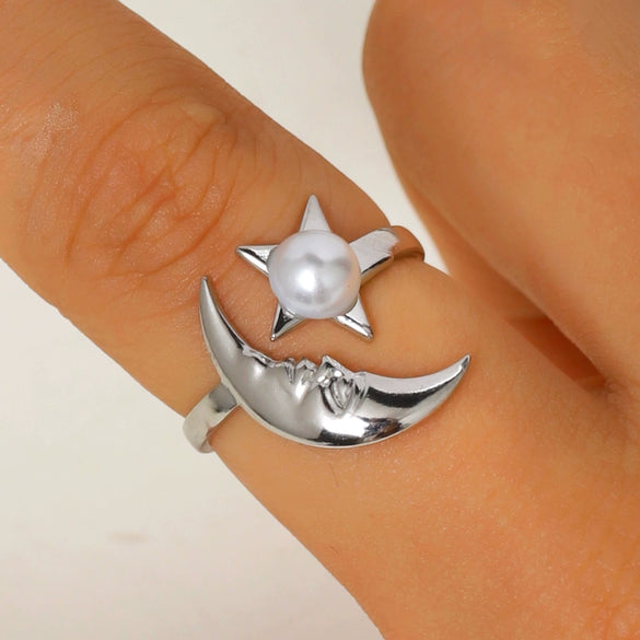 Wholesale Women's Stainless Steel Electroplated Oceanstyle Rings With Sun And Moon Patterns