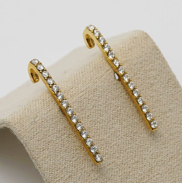 Wholesale Women's Stainless Steel Electroplated Singlerow Diamond Stud Earrings With Geometric Design