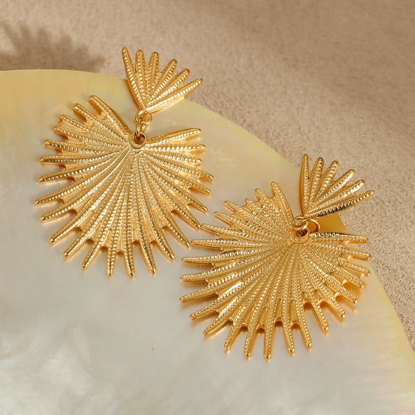 Wholesale Women's Stainless Steel Fashion Exaggerated Fanshaped Geometric And Heart Shape Tassel Earrings With Electroplating