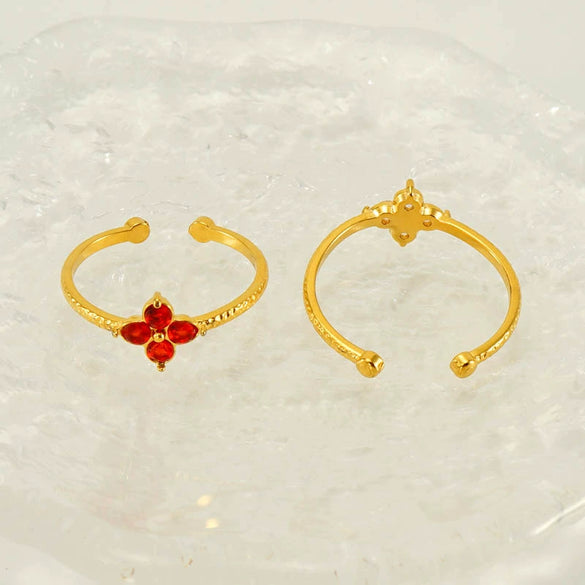 Wholesale Women's 316L Stainless Steel Flower Ring With Inlaid Zircon And Electroplating Treatment