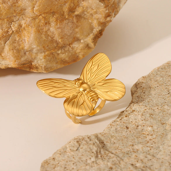 Wholesale Women's Stainless Steel French Court Style Butterfly Ring With Geometric And Animal Patterns And Electroplating Process