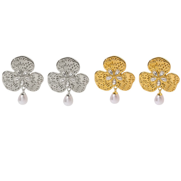 Wholesale Women's Stainless Steel French Retro Court Style Clover Earrings With Diamond Pearl Flower Design Electroplated 18K Vacuum Plating In Furnace Geometric Pattern