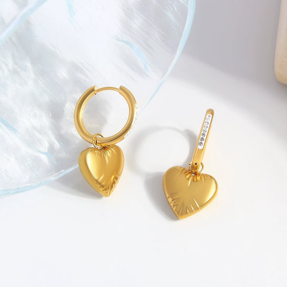 Wholesale Women's Stainless Steel Geometric And Heart Shape Electroplated Earrings