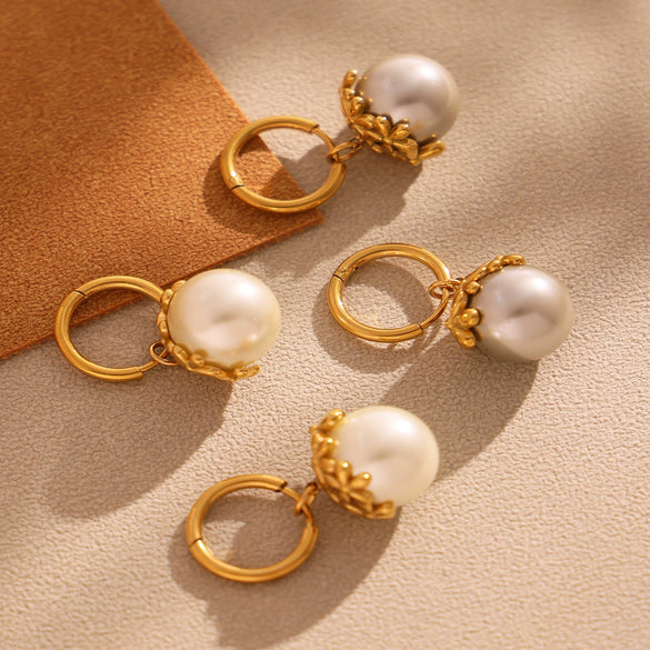 Wholesale Women's 316L Stainless Steel Geometric Beaded Floret Fashion Simple Electroplated Earrings