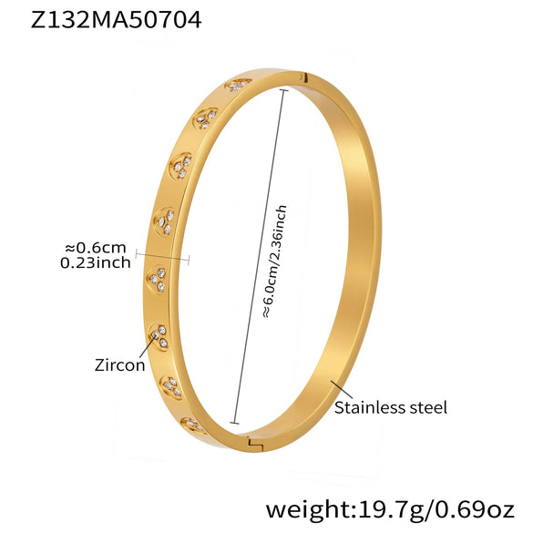 Wholesale Women's Stainless Steel Geometric Bracelet Set Inlaid With Zircon And Plated With 18K Real Gold