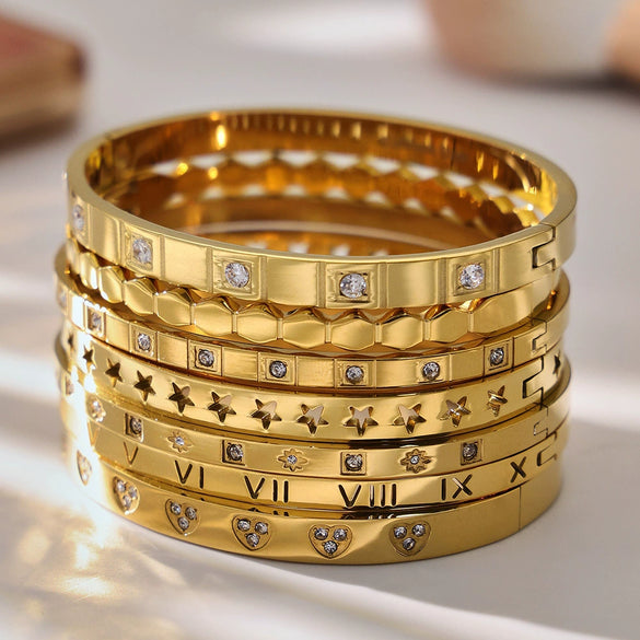 Wholesale Women's Stainless Steel Geometric Bracelet Set Inlaid With Zircon And Plated With 18K Real Gold