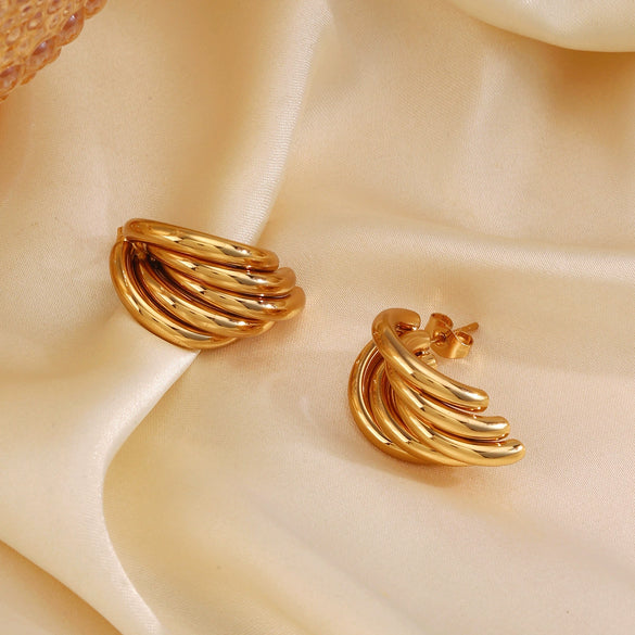 Wholesale Women's Stainless Steel Geometric Cshaped Earrings With Electroplating And Simple Line Stitching
