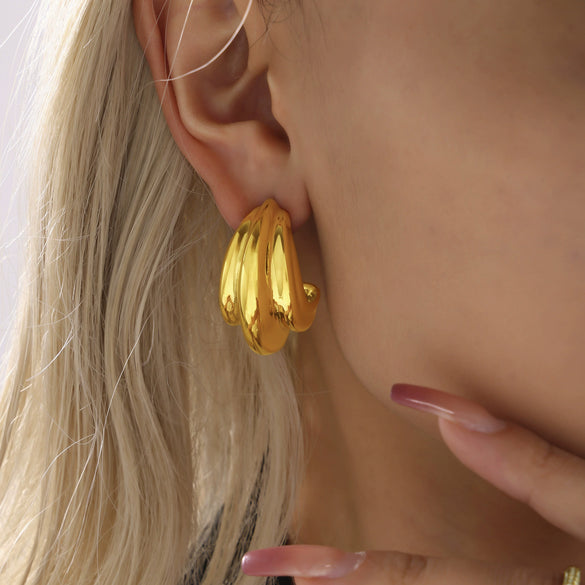 Wholesale Women's Stainless Steel Geometric Cshaped Heavy Polished Pvd Plated 18K Gold Earrings