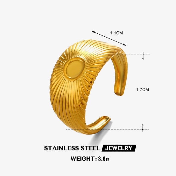 Wholesale Women's Stainless Steel Geometric Exaggerated Oil Pressure Ring With 18K Gold Plated Electroplating Treatment