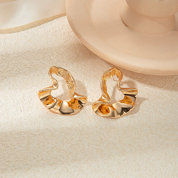 Wholesale Women's Stainless Steel Geometric Fan Shaped Earrings With Electroplating And Hollow Design Street Style