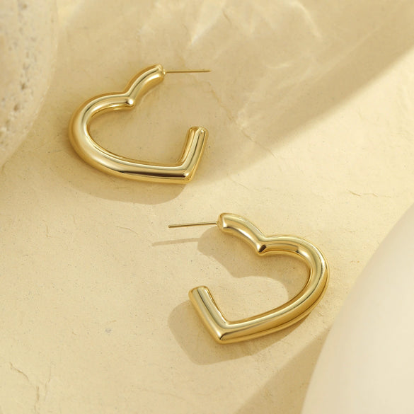 Wholesale Women's Stainless Steel Geometric Fashion Earrings With Electroplating Treatment