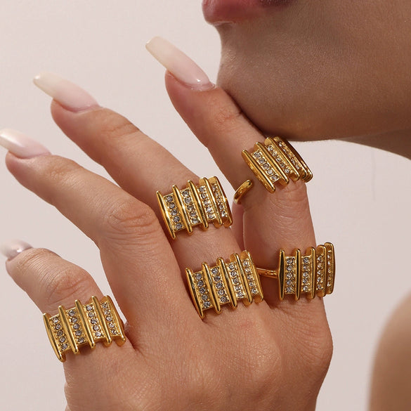Wholesale Women's Stainless Steel Geometric Ferris Wheel Inlaid With White Zircon Electroplated Asymmetrical Open Ring Retro Hand Jewelry