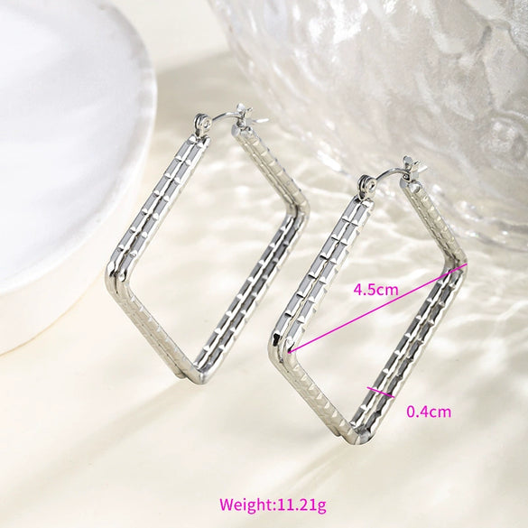 Wholesale Women's Stainless Steel Geometric Heartshaped Hoop Earrings Electroplated
