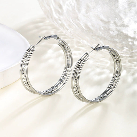 Wholesale Women's Stainless Steel Geometric Heartshaped Hoop Earrings Electroplated