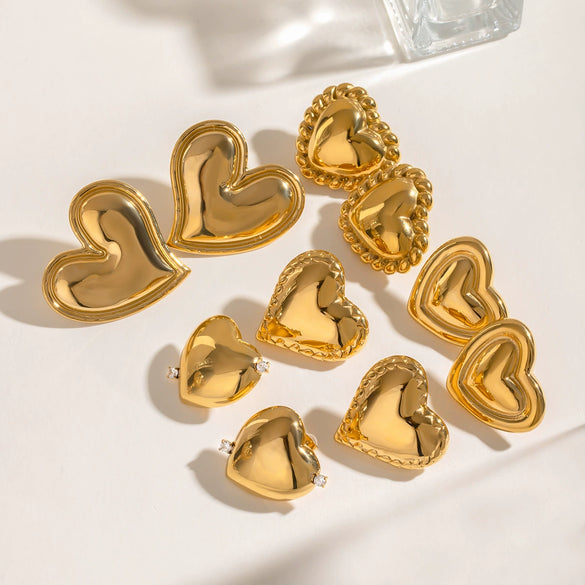 Wholesale Women's Stainless Steel Geometric Love Earrings With Electroplating