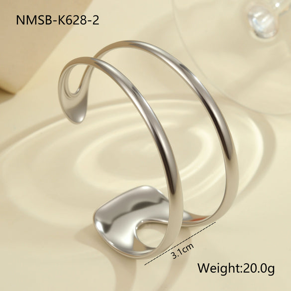 Wholesale Women's Stainless Steel Geometric Open Bracelet With Electroplating Design