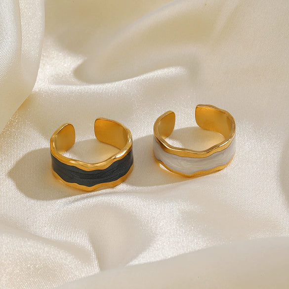 Wholesale Women's Stainless Steel Geometric Open Ring With Oil Dripping Pattern And Goldplated French Retro Style