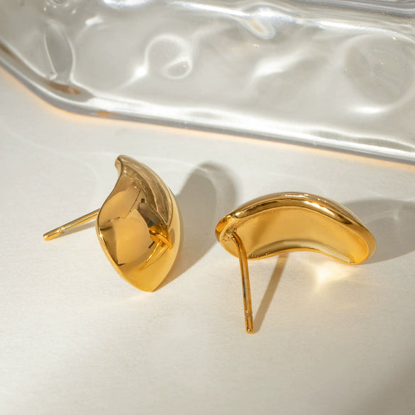 Wholesale Women's Stainless Steel Geometric Oval Earrings With 18K Gold Electroplating Retro Light Luxury Style