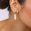 Wholesale Women's Stainless Steel Geometric Pearl Earrings With Electroplating And Quiet Design Sense