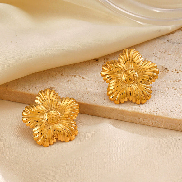 Wholesale Women's Stainless Steel Geometric Plant Flower Electroplated Earrings