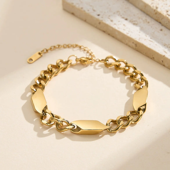 Wholesale Women's Stainless Steel Geometric Real Gold Plated Vintage Bracelet Jewelry