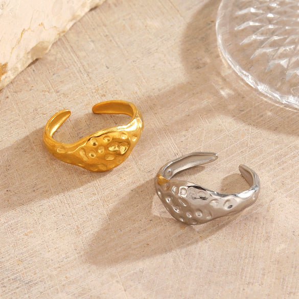 Wholesale Women's Stainless Steel Geometric Ring With Electroplating And Hammer Style