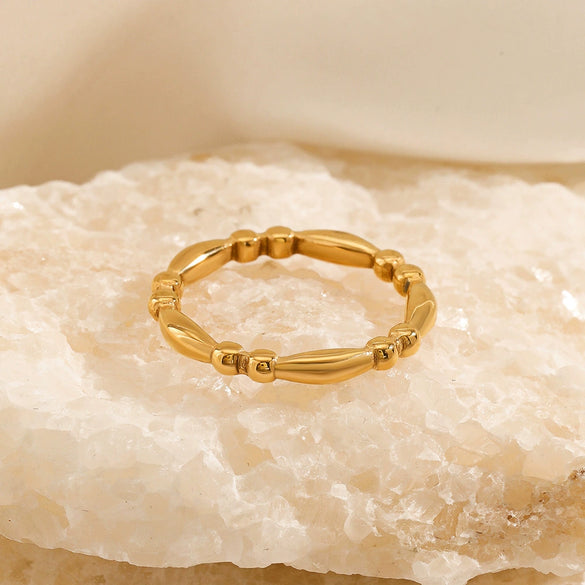 Wholesale Women's Stainless Steel Geometric Ring With 18K Gold Plated Treatment