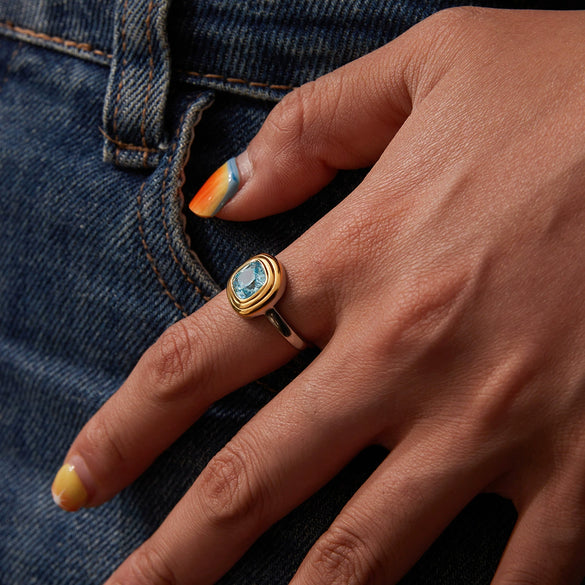 Wholesale Women's Stainless Steel Geometric Ring With Zircon Electroplated In Gold And Silver Color Matching