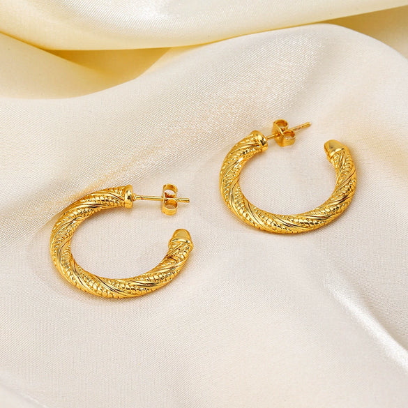 Wholesale Women's Stainless Steel Geometric Round Cshaped Twist Retro Earrings 18K Goldplated