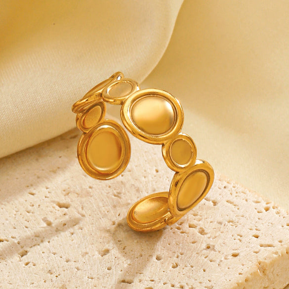 Wholesale Women's Stainless Steel Geometric Round Ring With Vacuum Electroplated Simple Style