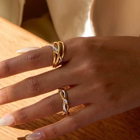 Wholesale Women's Stainless Steel Geometric Snake Ring With Electroplating In Modern Classic Style