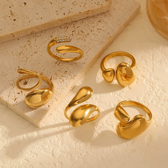 Wholesale Women's Stainless Steel Geometric Snakeshaped Electroplated Ring