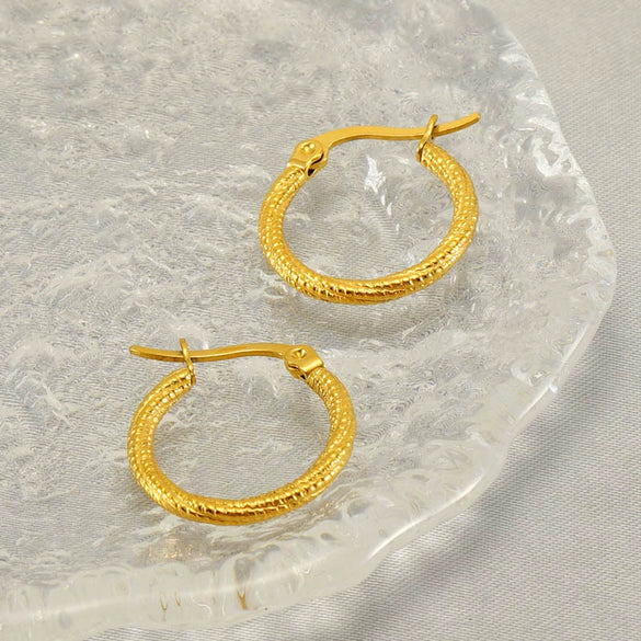Wholesale Women's Stainless Steel Geometric Spiral Round Earrings With Electroplating Retro Style