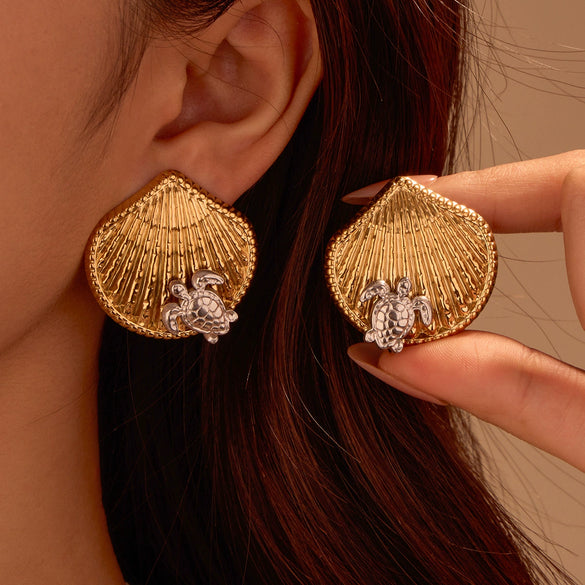 Wholesale Women's Stainless Steel Geometric Starfish Fashion Earrings With Electroplating