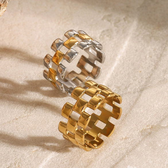 Wholesale Women's Stainless Steel Geometric Three Layer Square Hollow Ring Electroplated Fashion Jewelry