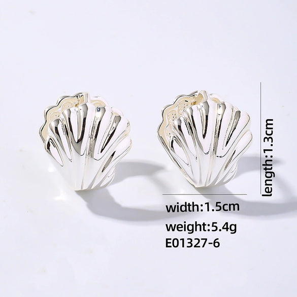 Wholesale Women's Stainless Steel Geometric Ushaped Hollow Exaggerated Simple Silver Glossy Electroplated Earrings
