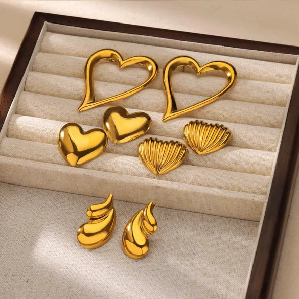 Wholesale Women's Stainless Steel Geometric Wave Pattern Electroplated Heart Earrings