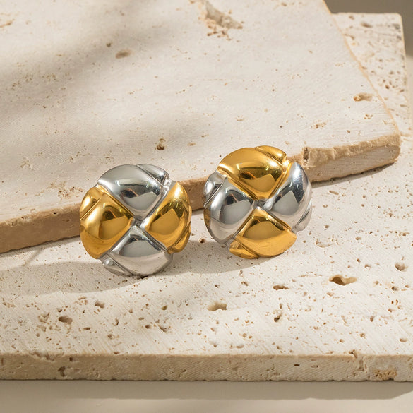 Wholesale Women's Stainless Steel Gold And Silver Color Matching Round Geometric Earrings With Electroplating Design