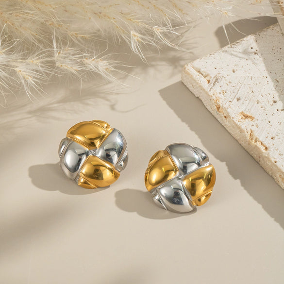 Wholesale Women's Stainless Steel Gold And Silver Color Matching Round Geometric Earrings With Electroplating Design