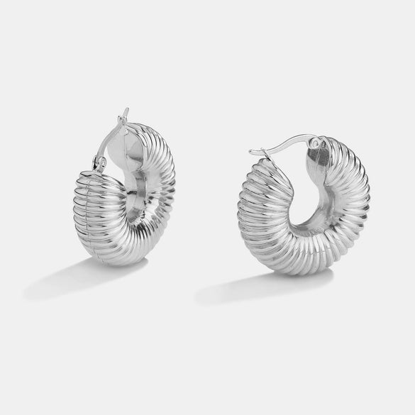 Wholesale Women's Stainless Steel Goldplated Electric Water Pipe Shape Earrings