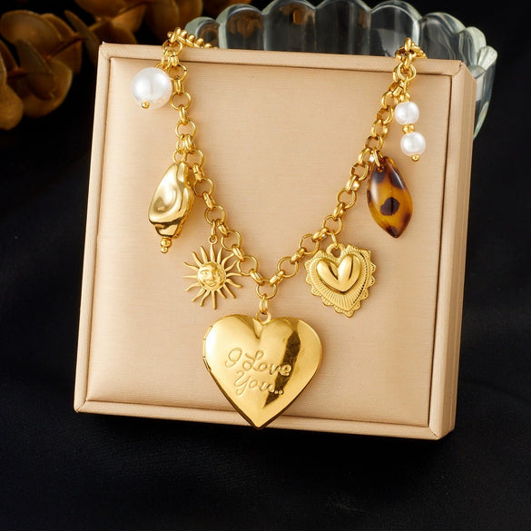 Wholesale Women's Stainless Steel Goldplated Engraved Heartshaped Leopard Print Pendant Necklace With Oshaped Chain