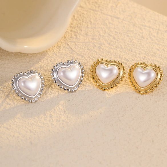Wholesale Women's Stainless Steel Heart Inlaid Baroque Pearl Earrings Retro Vintage Style Electroplated
